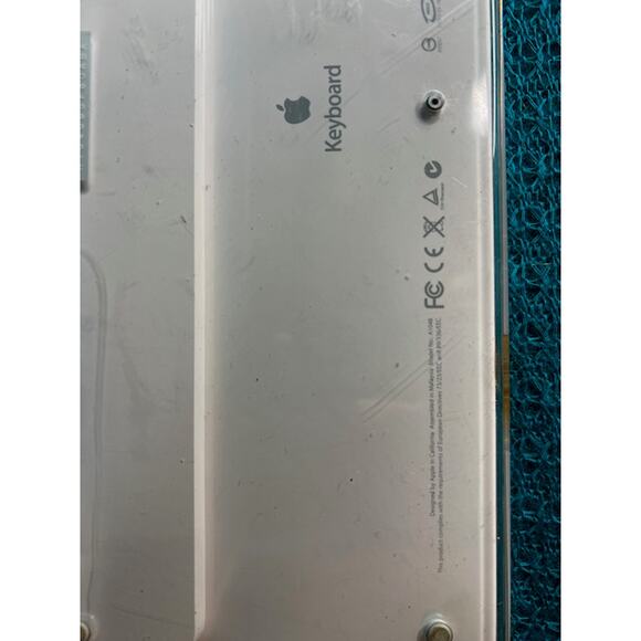 apple keyboard M9034LL/A white clear wired USB - Picture 11 of 12